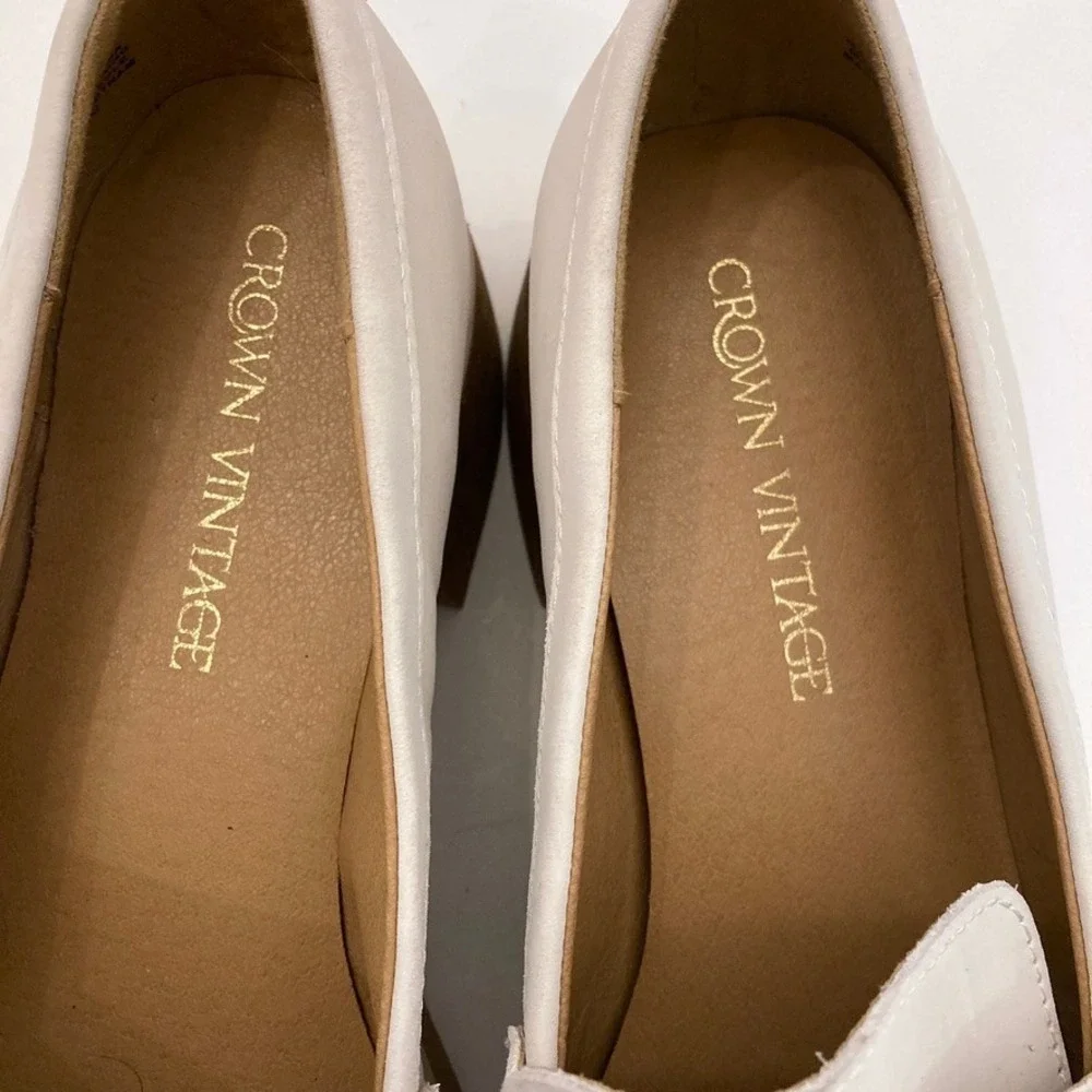 Crown Vintage crown vintage